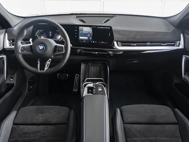 BMW iX2 eDrive20 2026 Elektrisch 7