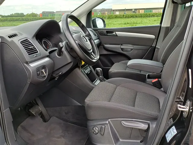 Volkswagen Sharan 1.4 TSI Exclusive 7 pers. 2018 Benzine 23