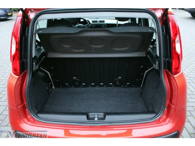 Fiat Panda 0.9 TwinAir Edizione Cool 2013 Benzine 9