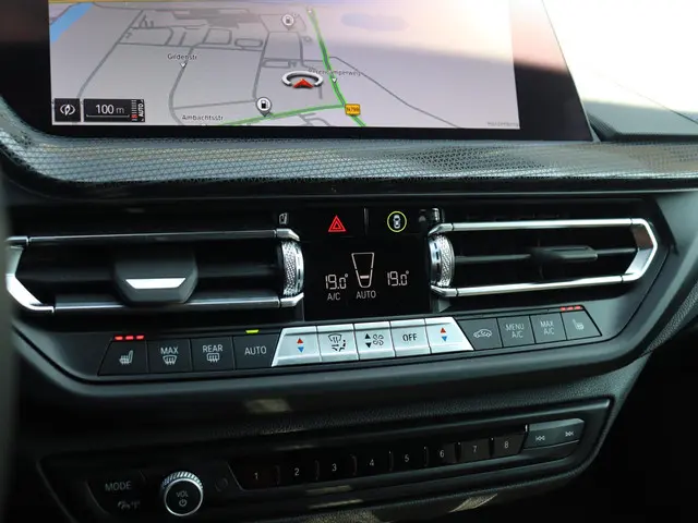 BMW 2 Serie Gran Coupé 220i 2024 Benzine 17