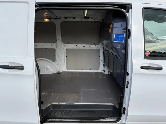 Mercedes-Benz Vito 114 2.1 CDI 2019 Diesel 10