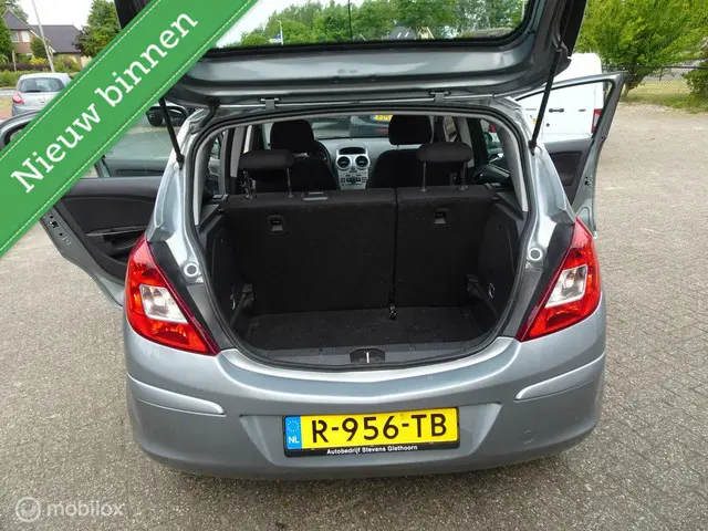 Opel Corsa 1.2 EcoFlex Selection 2013 Benzine 9