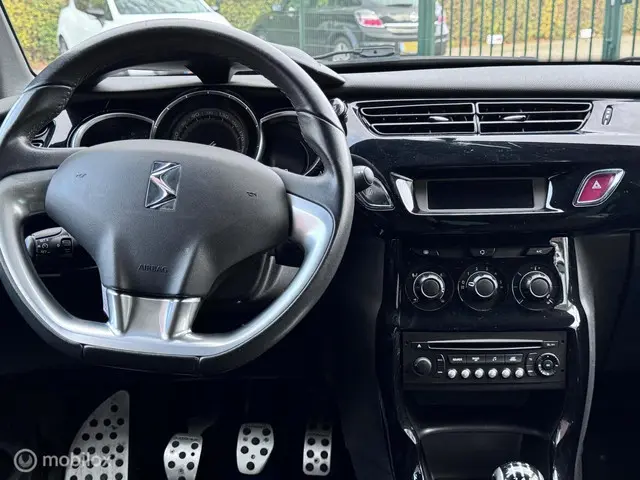 Citroën DS3 1.2 VTi So Chic 2014 Benzine 13