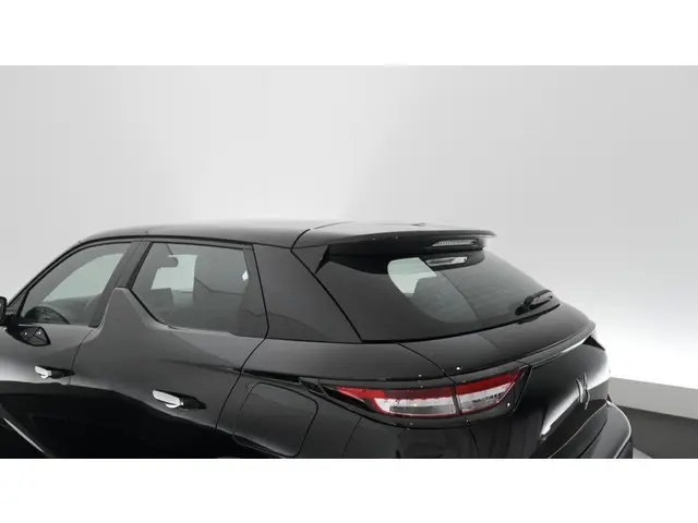 DS DS 3 Crossback PureTech 100 Montmartre 2022 Benzine 17