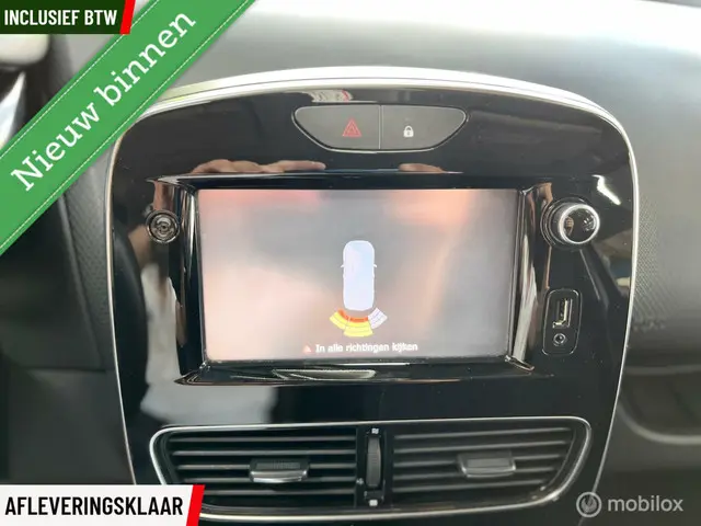 Renault Clio Estate 0.9 TCe Limited 2018 Benzine 15