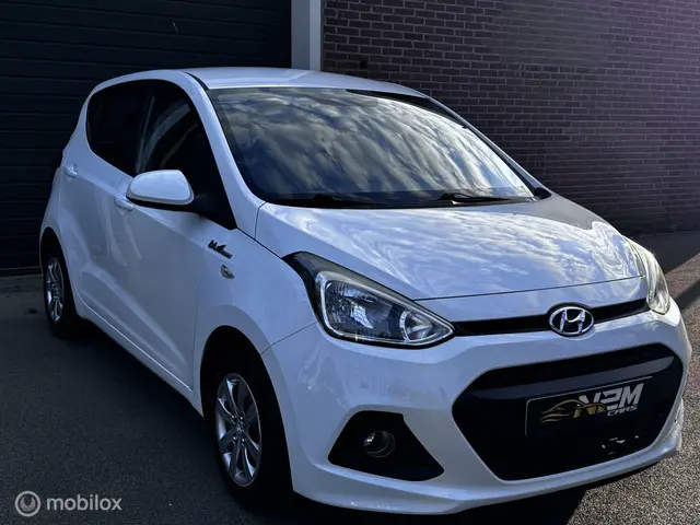 Hyundai i10 1.0i i-Motion 2015 Benzine 7