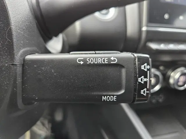 Renault Clio 1.3 TCe Intens Automaat 2020 Benzine 21