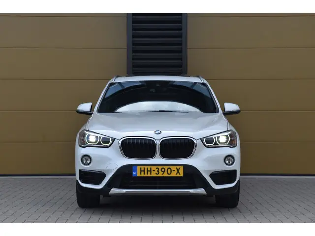 BMW X1 sDrive20i 2015 Benzine 7