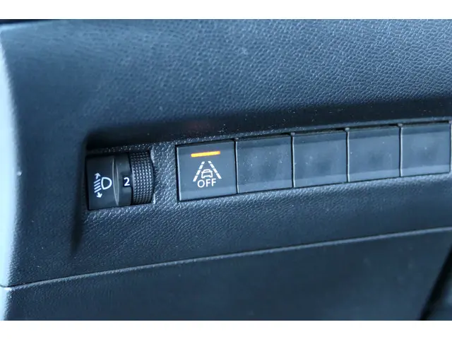 Peugeot 208 1.2 PureTech Active Pack 2022 Benzine 41