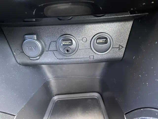 Peugeot 208 1.2 VTi Active 2013 Benzine 20