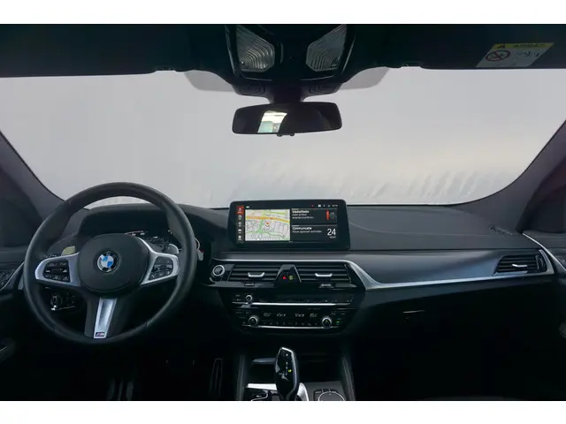 BMW 6 Serie Gran Turismo 630i 2023 Benzine 11