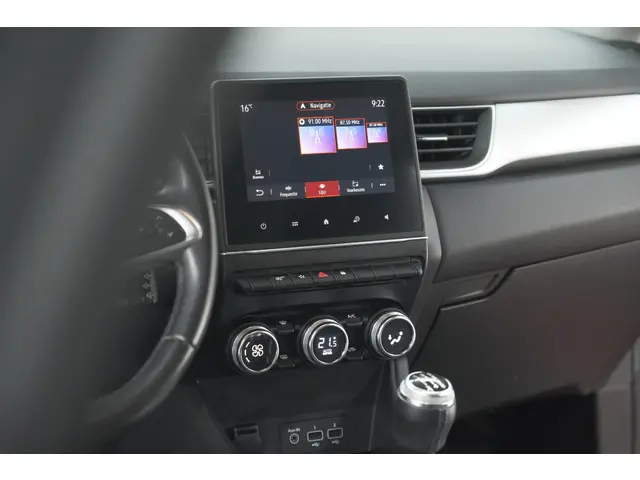 Renault Captur TCe 100 Intens 2020 Benzine 50