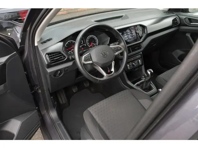 Volkswagen T-Cross 1.0 TSI Life 2023 Benzine 3