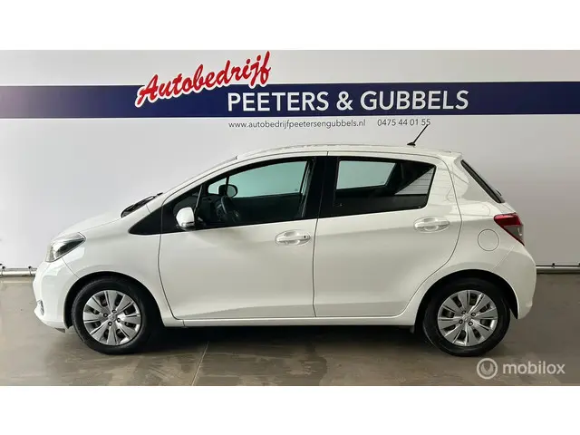 Toyota Yaris 1.3 VVT-i Aspiration 2013 Benzine