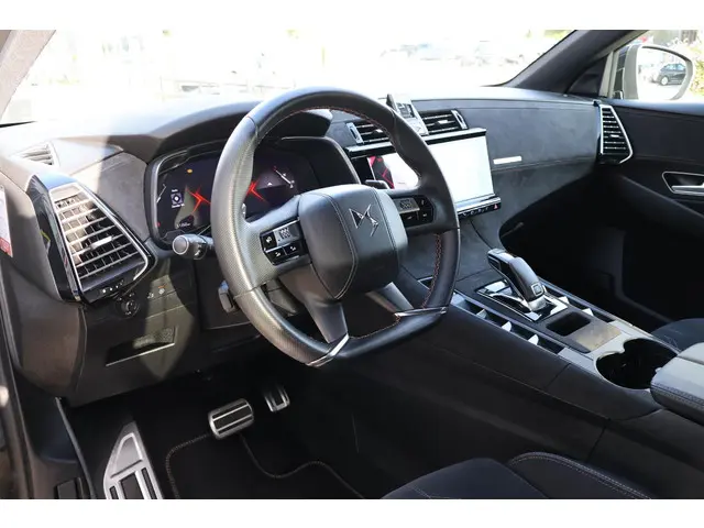 DS DS 7 Crossback 1.6 Performance Line 2021 Benzine 4
