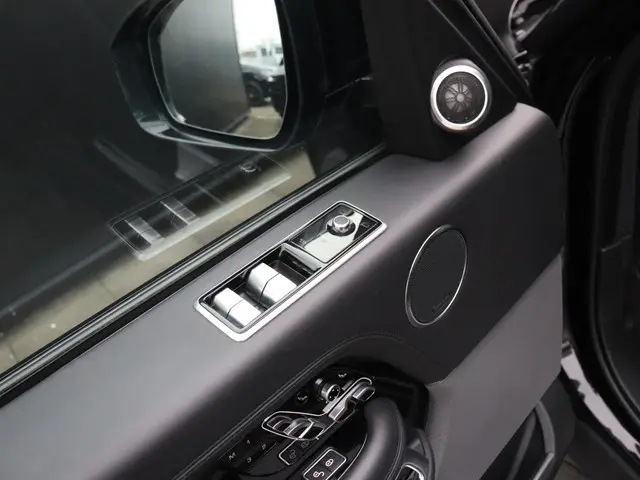 Land Rover Range Rover P400 Autobiography 2021 Benzine 20