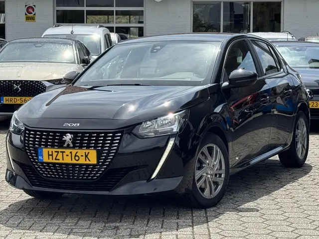 Peugeot 208 1.2 PureTech Blue Lease Allure 2020 Benzine 3