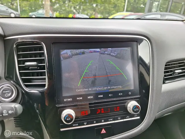 Mitsubishi Outlander 2.4 PHEV PURE 2020 Hybride Benzine 26