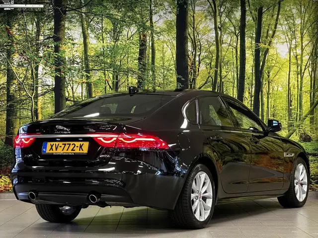 Jaguar XF 2.0 Prestige 2019 Benzine 5