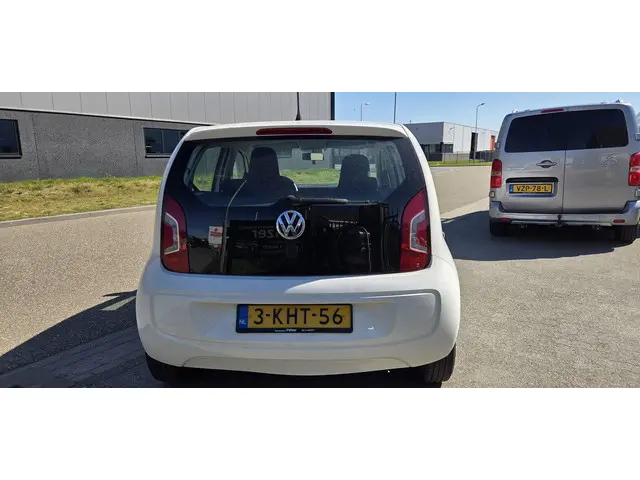 Volkswagen up! 1.0 move up! BlueMotion 2013 Benzine 5