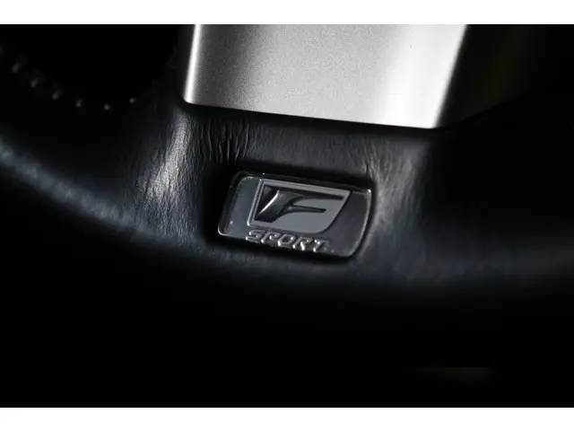 Lexus GS 300h F Sport Line 2017 Hybride Benzine 21