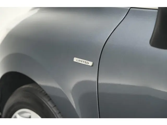 Renault Clio TCe 90 Limited 2018 Benzine 16