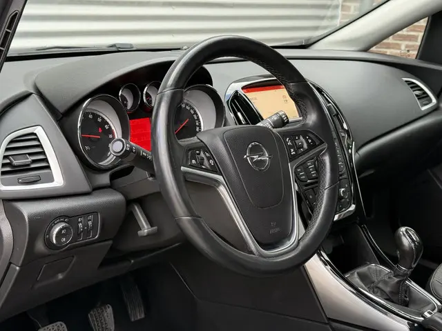 Opel Astra Sports Tourer 1.4 Turbo Sport + 2015 Benzine 13