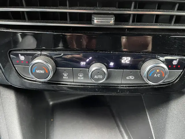 Opel Mokka 1.2 Turbo GS Line 2022 Benzine 16