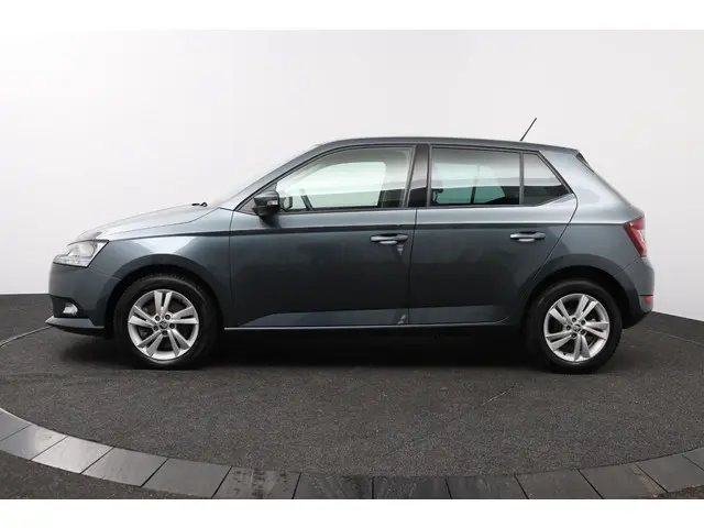 Škoda Fabia 1.0 TSI Ambition 2021 Benzine 31