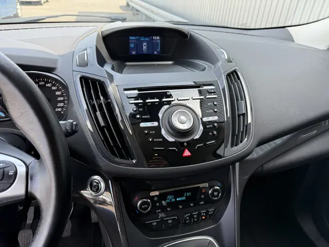 Ford Kuga 1.5 Titanium 2015 Benzine 11