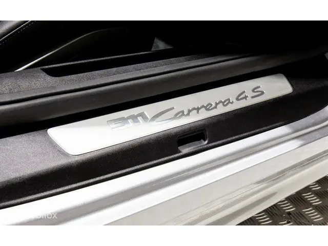 Porsche 911 Cabrio 3.0 Carrera 4 S 2019 Benzine 13