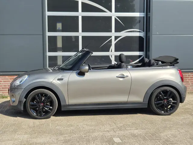 MINI Cooper Cabrio 1.5 2017 Benzine 3