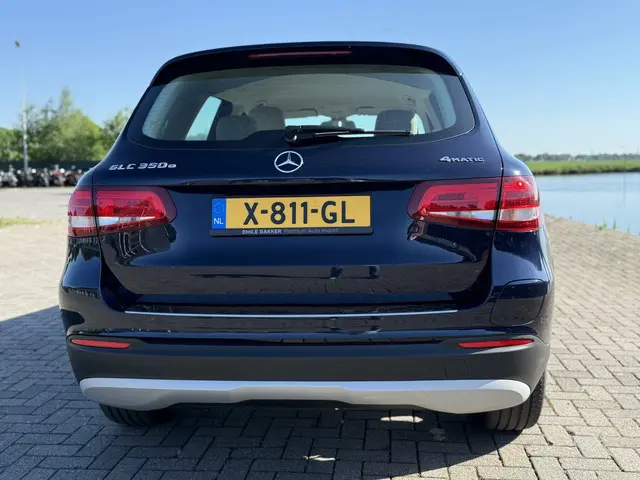 Mercedes-Benz GLC 350e 4MATIC 2018 Hybride Benzine 15