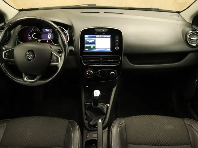 Renault Clio 0.9 TCe Intens 2017 Benzine 15