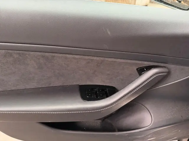 Tesla Model 3 Long Range AWD 75 kWh 2019 Elektrisch 14