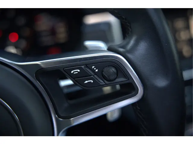 Porsche Macan 2.0 2019 Benzine 37
