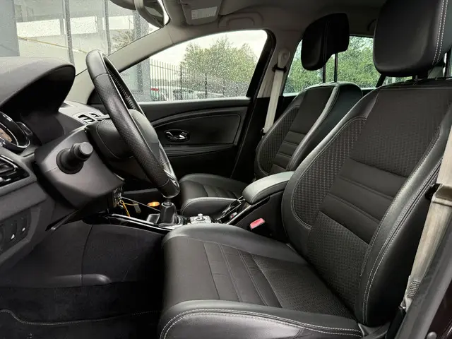 Renault Mégane Estate 1.2 TCe Bose SartStop 2014 Benzine 6