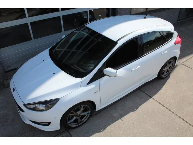 Ford Focus 1.0 ST-Line 126 Pk HB 2017 Benzine 3