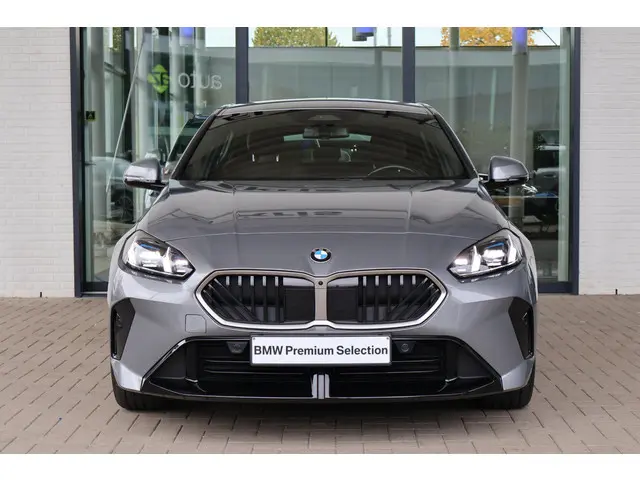 BMW 1 Serie 120 2024 Benzine 3