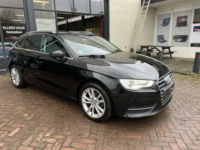 Audi A3 Sportback 1.4 TFSI CoD PANO! NAP 2015 Benzine 9