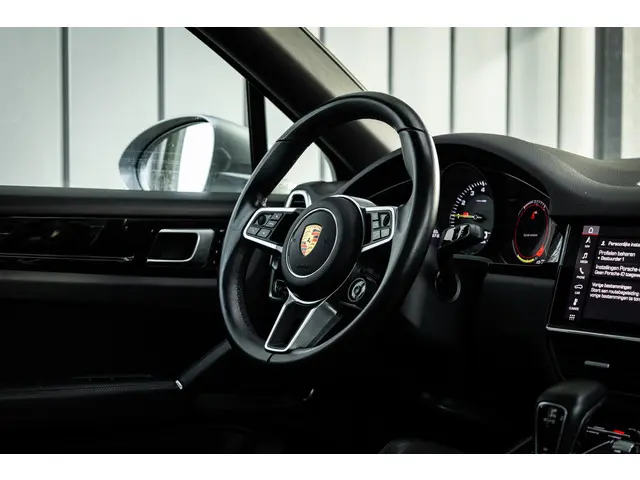 Porsche Cayenne Coupé 3.0 E-Hybrid 2020 Hybride Benzine 10