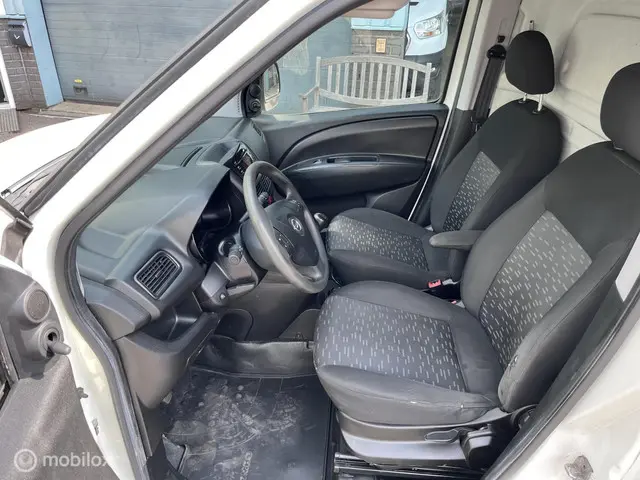 Opel Combo 1.3 CDTi L1H1 Edition 2016 Diesel 6