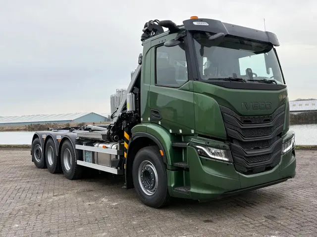 Iveco X-Way 500 8X4 TRIPLE 2026 Diesel