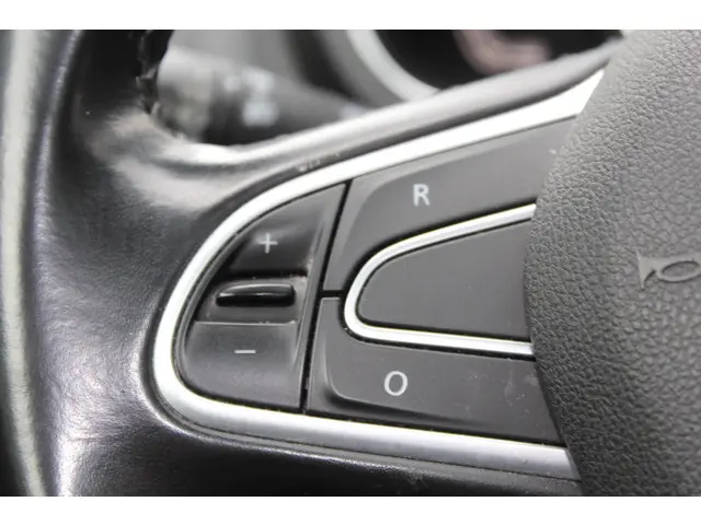 Renault Scénic 1.3 TCe Bose 140 pk 2019 Benzine 30
