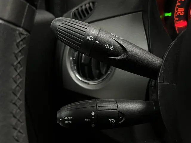 Fiat 500 0.9 TwinAir Turbo Sport 2018 Benzine 14