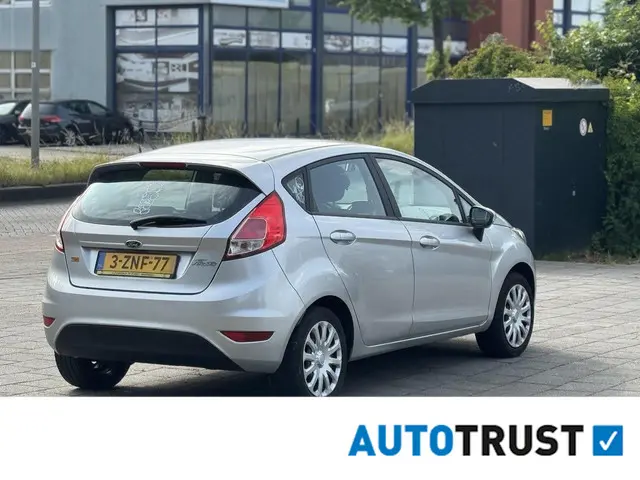 Ford Fiesta 1.0 Style,airco, km nap,navigatie 2015 Benzine 6