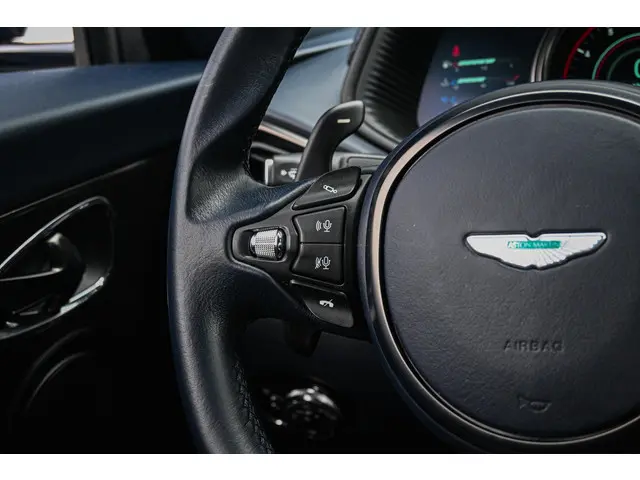 Aston Martin DB11 5.2 V12 2016 Benzine 36