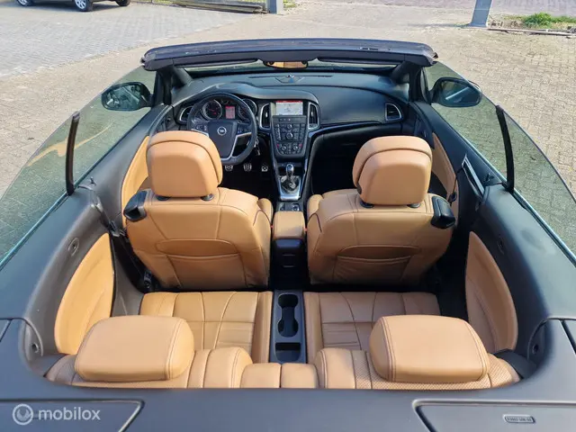 Opel Cascada 1.4 Turbo ecoFLEX Cosmo 2015 Benzine 21