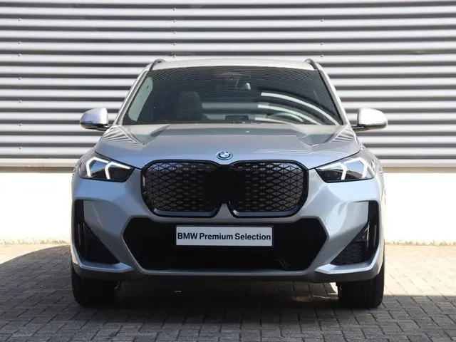 BMW iX1 eDrive20 2025 Elektrisch 3