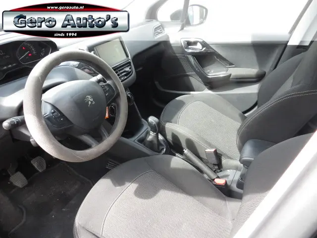 Peugeot 208 2